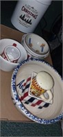 Lot with popcorn design dish ware