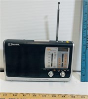 Vintage Emerson Power Source Radio