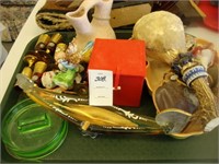 Tray lot of various bric-a-brac including green