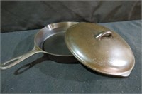 GRISWOLD # 8 CAST IRON SKILLET W/ LID