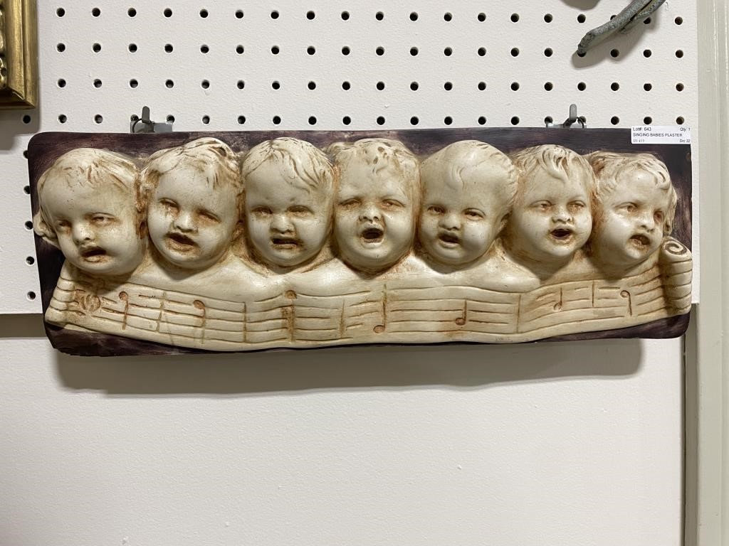 SINGING BABIES PLASTER WALL HANGING