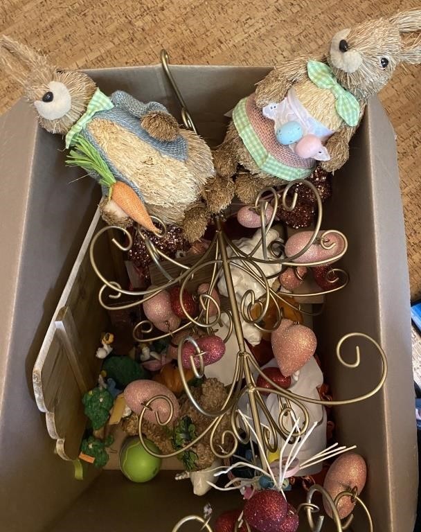 ASSORTED LOT OF EASTER ITEMS