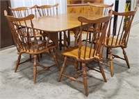 Tell City dinning set, 6 bow back chairs, maple,