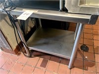 S/S 27"X34"X32"H EQUIPMENT STAND