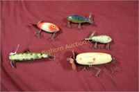 Vintage Fishing Lures 5pc lot Assorted Sizes/Mfgs