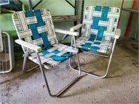 Vintage lawn chairs (2)
