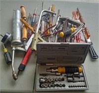 T - MIXED LOT OF HAND TOOLS (G2)