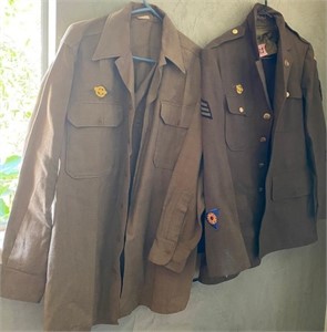 M - LOT OF 2 VINTAGE WWII  JACKETS (M21)