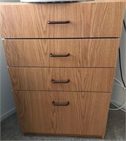 X - 4-DRAWER DRESSER