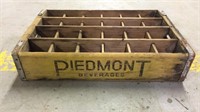 Vintage Piedmont beverages wood holder