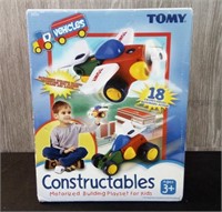 TOMY Constructables 18 piece building playset