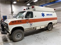 1981 FORD AMBULANCE