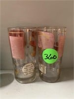 PAIR OF DRINKING GLASSES