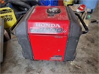 Honda Inverter eu3000! Turns on and runs!