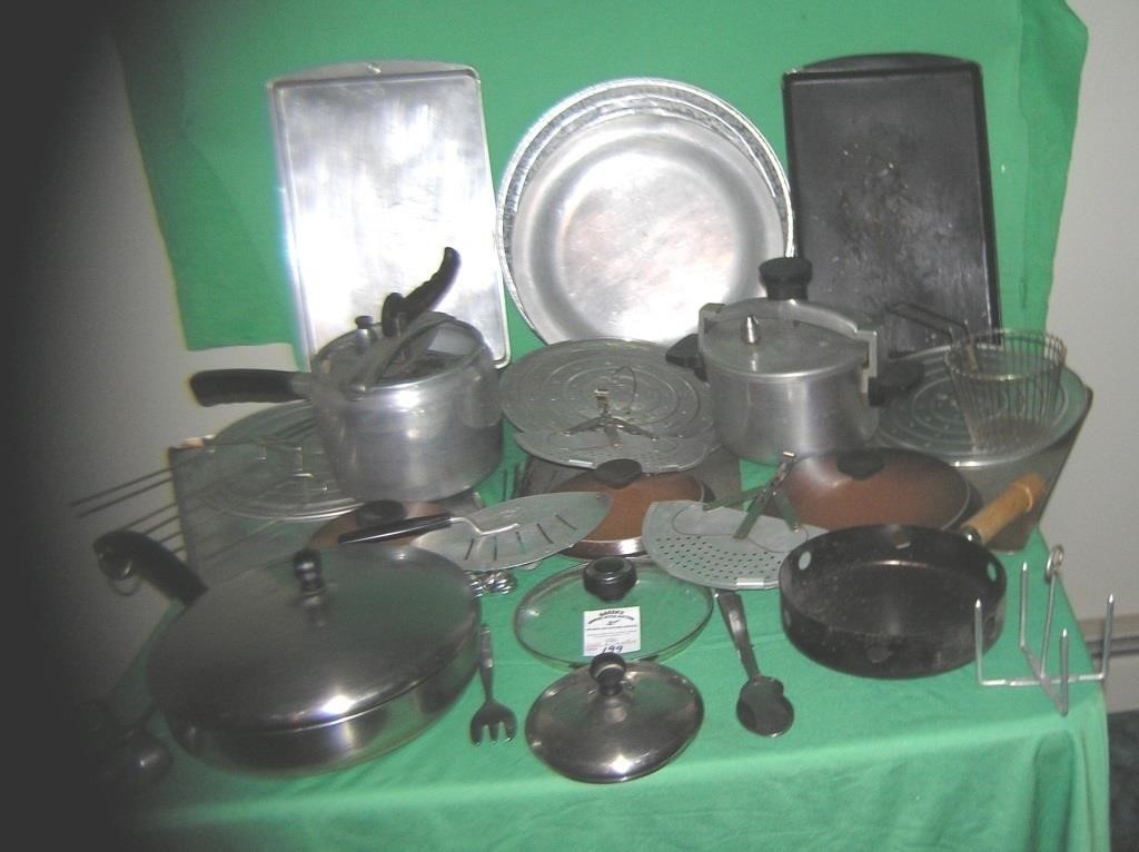 Large group of vintage cooking and bakeware