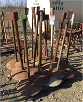 Pallet of (15) Iron Posts/Stands