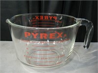 Big 8~cup Pyrex glass Measuring & Mixing Bowl