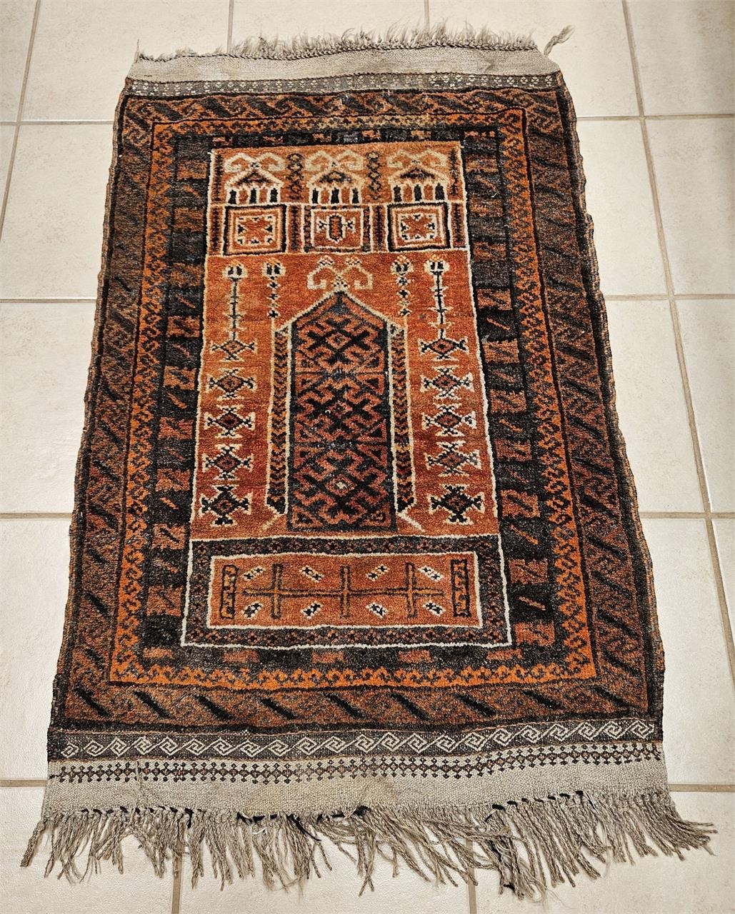 OLD VINTAGE PRAYER RUG