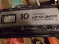 Schumaker 10 amp battery charger