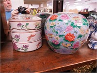 Three-piece Asian porcelain stacking trinket bowl