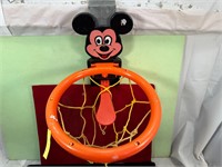 MICKEY MOUSE BASKETBALL HOOP WORKS