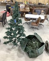 2 Christmas Trees w/ North Star