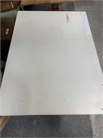Foldable drafting table