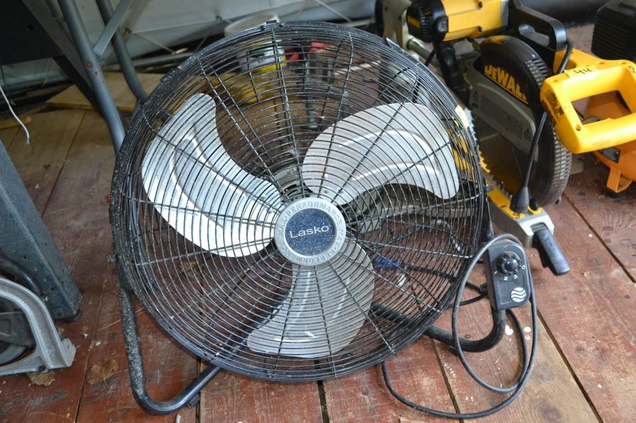 52: lasko Max performance floor fan