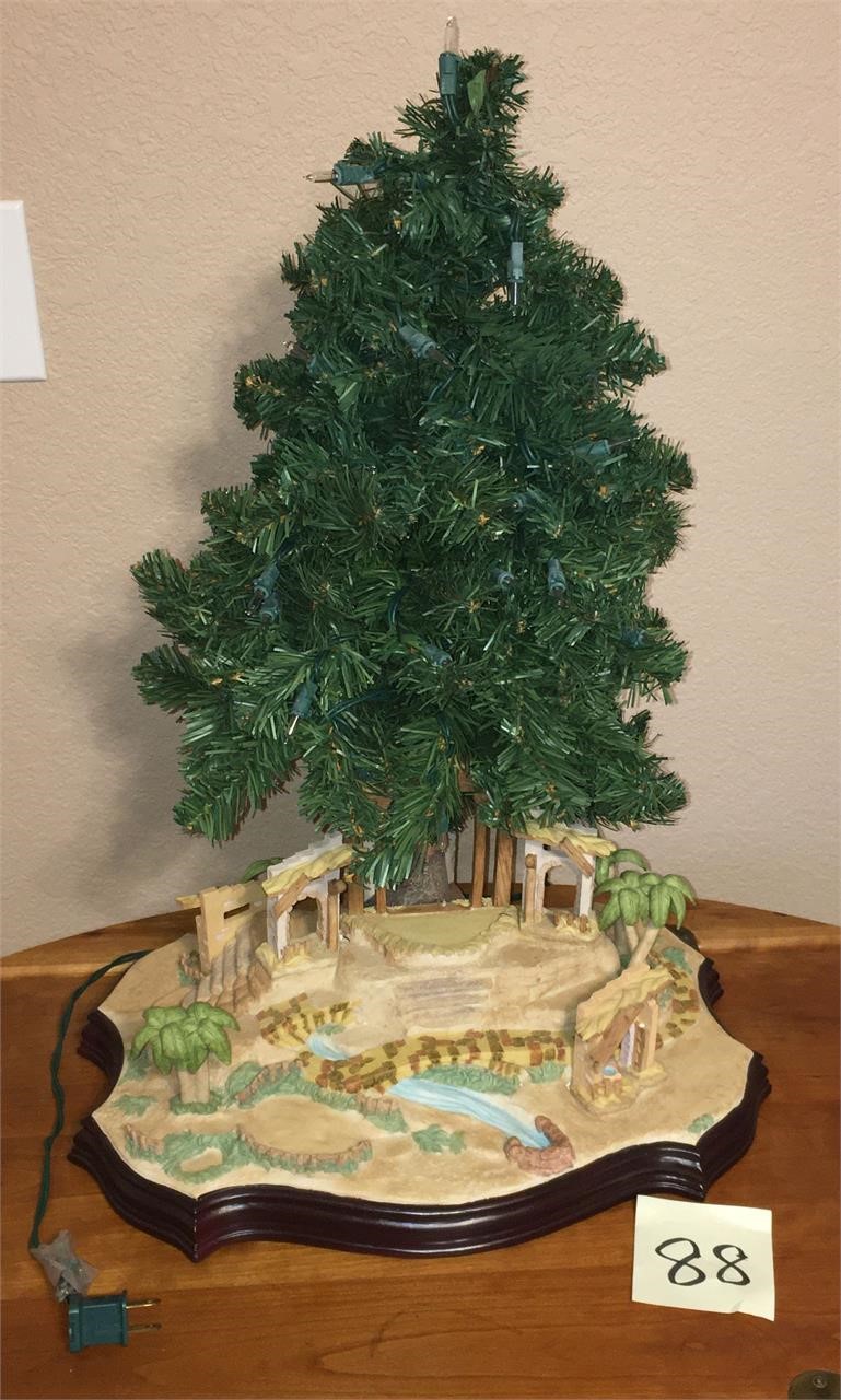 Nativity Christmas Tree