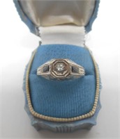 ANTIQUE 14KT GOLD DIAMOND AND SAPPHIRE RING