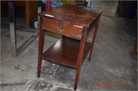 Vintage Wood End Table w/Drawer 16 X 24