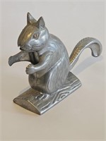 COOL VINTAGE SQUIRREL NUT CRACKER