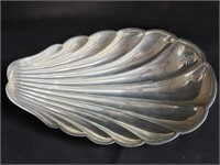 Sterling silver shell-form tray