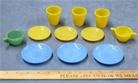 LOT- VINTAGE CHILDRENS ARKO AGATE GLASS DISHES -