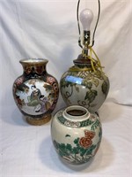 ORIENTAL STYLE LAMP AND 2 ORIENTAL VASES