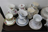 TRAY OF ASSORTED CUPS AND SAUCERS