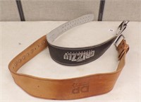 (2) LEATHER WEIGHT LIFTING BELTS