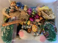 PLASTIC TUB WITH LID FULL OF EASTER DECORATIONS