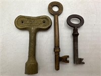Antique Bohannan key and more