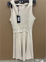 Size Medium Homeyee Women's Dress