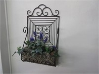 wire wall plant holder