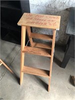 Another 3 step vintage ladder that is very steady