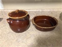 Hull lot of 2 Oven Proof cookware pieces