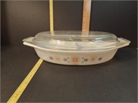 PYREX Town and Country Divided Dish