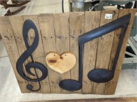 Musical Pallet Art with Wooden Heart