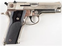 Gun S&W Model 59 Semi Auto Pistol in 9MM