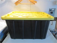 GUC HDX PLASTIC STORAGE TOTE BIN 102L