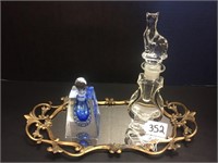 2 PERFUME BOTTLES WITH BRASS MIRRORED TRAY