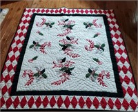 Beautiful Christmas decor quilt, 57 x 48 inches.