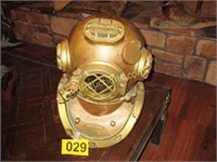 VINTAGE NAVY MARK 5 DIVING HELMET